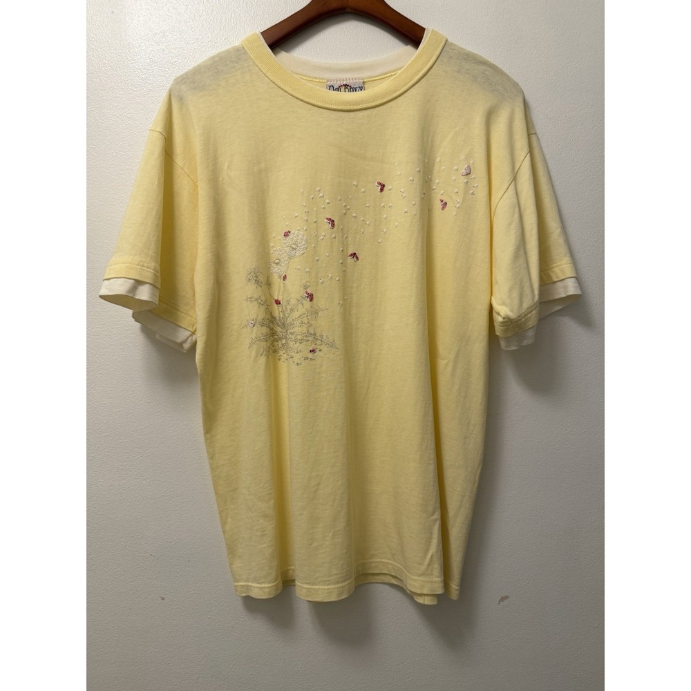 VTG Day Breeze T Shirt Large Yellow Floral Nature Lady Bug Single Stitch 90s